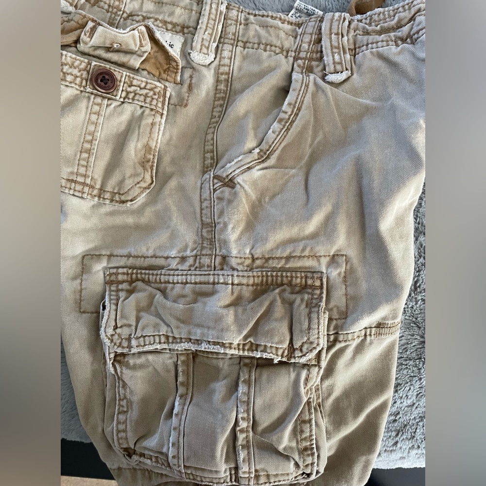 Abercrombie cargo shorts